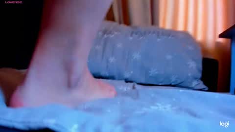 homura_ayanami online show from 12-18-24, 05:48