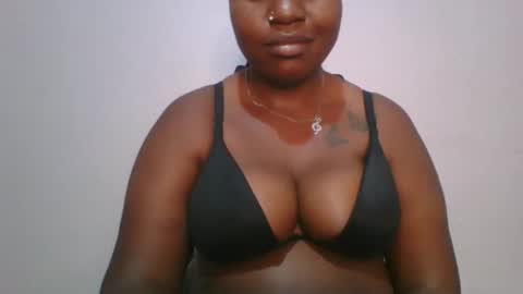 honey_beb online show from 09-28-25, 08:25