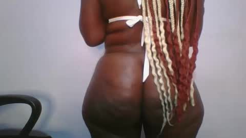 honey_beb online show from 10-04-25, 05:44