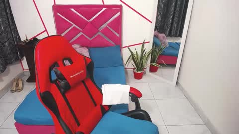 honey_channe online show from 09-17-25, 01:51