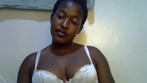 honey_dropp1 online show from 05-22-26, 05:18