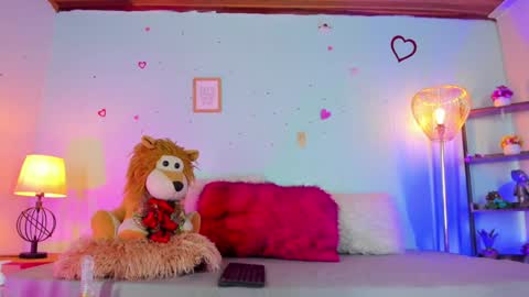 HONEY online show from 12-29-24, 03:13