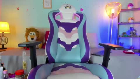 HONEY online show from 12-29-24, 09:20