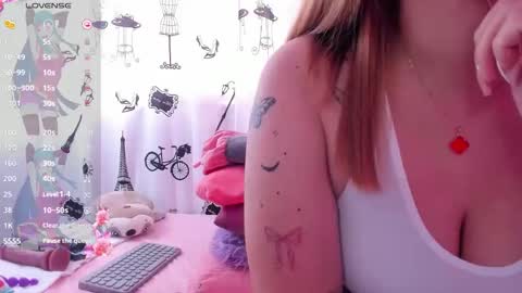 Jhenna martinez online show from 10-15-25, 02:50