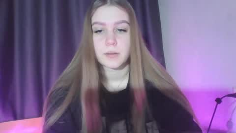 honey_lolaaa online show from 11-21-25, 03:00