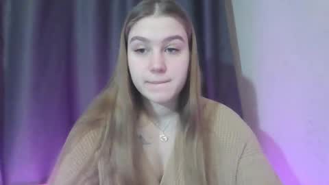 honey_lolaaa online show from 12-15-25, 10:08