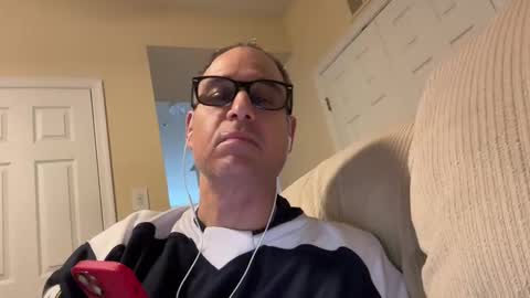 honey_man14 online show from 12-02-24, 01:24