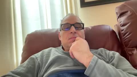 honey_man14 online show from 02-09-25, 04:29