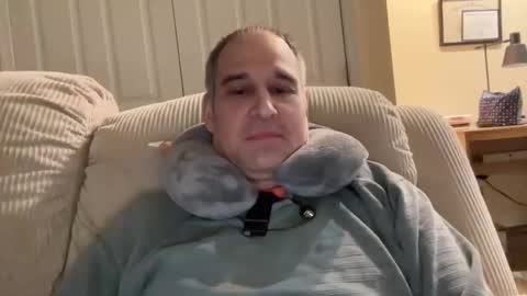 honey_man14 online show from 02-11-25, 04:11