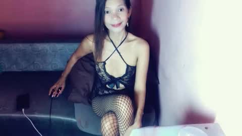 Snapshot of honey_mollyxx chatting on 10-18-25, 06:58 honey_mollyxx online show from 10-18-25, 06:58