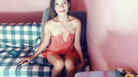Snapshot of honey_mollyxx chatting on 10-28-25, 03:21 honey_mollyxx online show from 10-28-25, 03:21