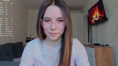 honey_peachy online show from 05-08-26, 07:25