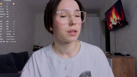 honey_peachy online show from 05-11-26, 12:55