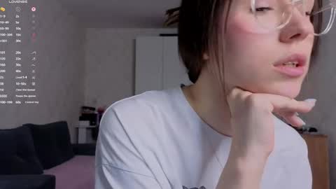 honey_peachy online show from 05-11-26, 02:45