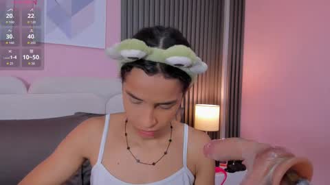 honey_sofii_ online show from 10-02-25, 11:39