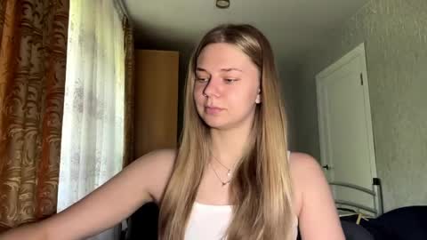 Klara online show from 06-03-26, 11:02
