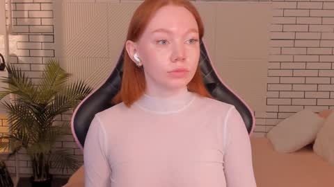 honeyautumn online show from 12-07-24, 11:45