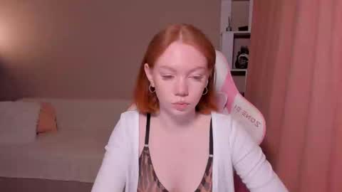 honeyautumn online show from 02-24-25, 12:30