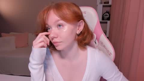 honeyautumn online show from 03-11-25, 12:44