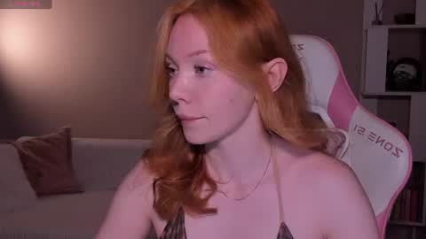 honeyautumn online show from 06-24-26, 08:19