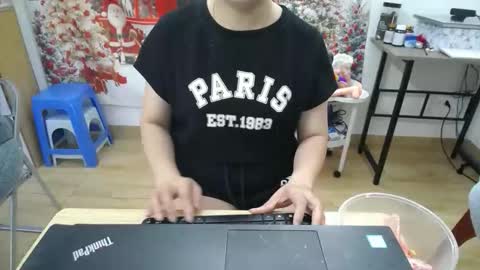 honeybaby2k online show from 11-30-25, 05:11