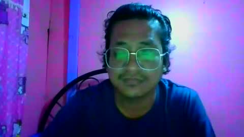 Snapshot of honeybee_xq chatting on 05-24-26, 12:54 Honeybee online show from 05-24-26, 12:54