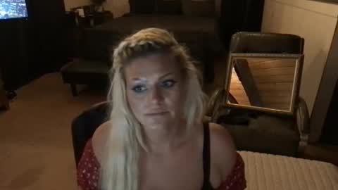 honeybuhnny online show from 03-27-26, 07:03