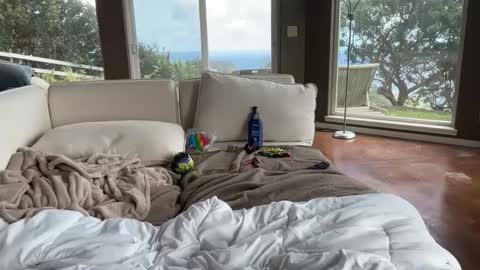 honeybun_z online show from 02-07-25, 09:04