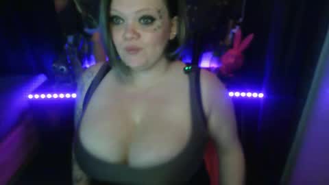 honeychambers online show from 04-07-26, 12:33