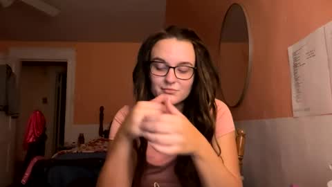 HoneyDrippinBunny online show from 10-22-25, 03:51