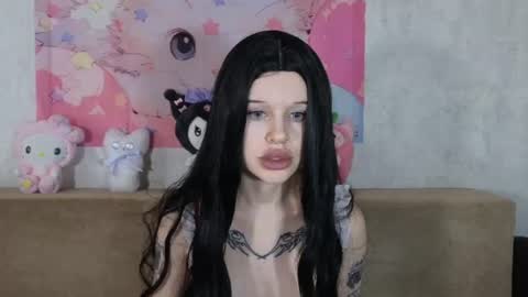 Snapshot of honeygold__ chatting on 07-13-26, 05:21 Lisa online show from 07-13-26, 05:21
