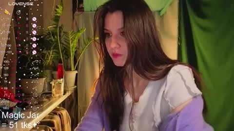 Snapshot of honeylem0n chatting on 10-02-25, 03:41 Molly online show from 10-02-25, 03:41