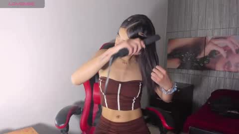 Snapshot of honeyluxe_ chatting on 04-30-26, 05:36 HONEY LUXE online show from 04-30-26, 05:36