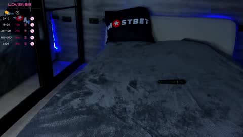 Lily and Michael online show from 12-27-24, 11:17