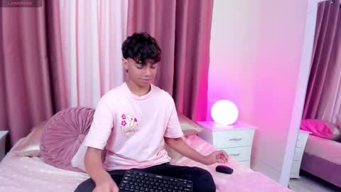 Snapshot of honeymoon_sariel chatting on 10-22-25, 01:55 honeymoon_sariel online show from 10-22-25, 01:55