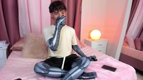 Snapshot of honeymoon_sariel chatting on 10-31-25, 07:59 honeymoon_sariel online show from 10-31-25, 07:59