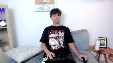 Snapshot of honeymoon_sariel chatting on 11-05-25, 08:20 honeymoon_sariel online show from 11-05-25, 08:20