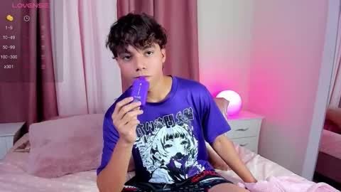 Snapshot of honeymoon_sariel chatting on 11-20-25, 08:19 honeymoon_sariel online show from 11-20-25, 08:19