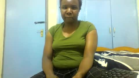 Honeymuny online show from 10-28-25, 09:39