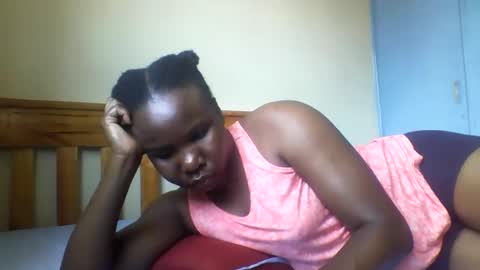 Honeymuny online show from 11-20-25, 07:08