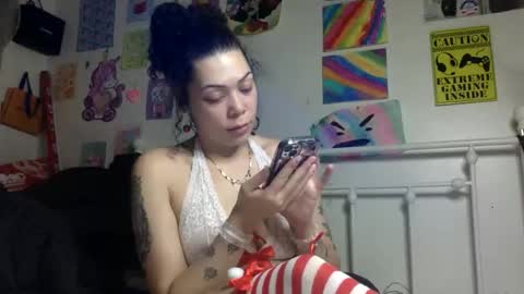 Ruby Sparks online show from 12-23-25, 05:16