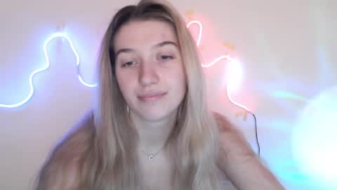 honeyveil online show from 03-31-26, 12:38