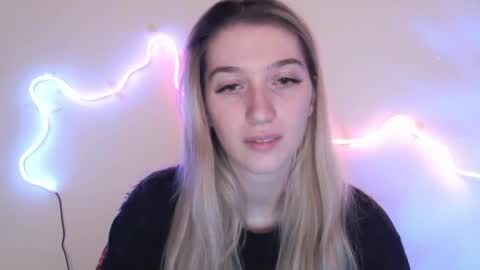 honeyveil online show from 04-10-26, 01:27