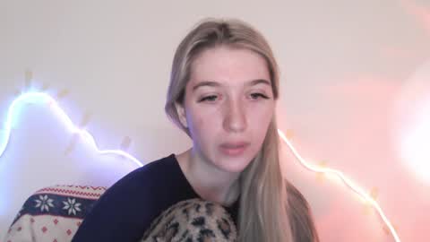 honeyveil online show from 04-30-26, 12:11