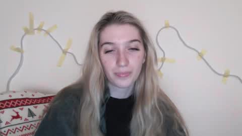honeyveil online show from 05-01-26, 12:21