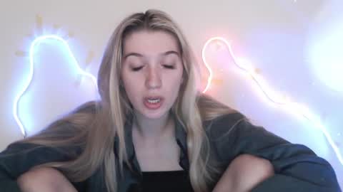 honeyveil online show from 05-15-26, 10:22