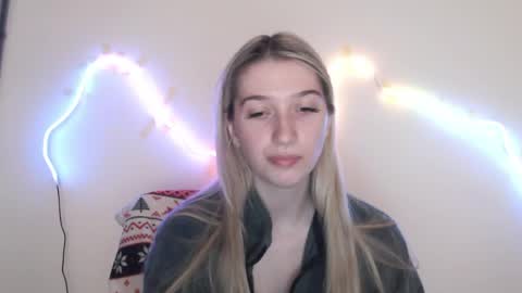 honeyveil online show from 05-21-26, 12:45