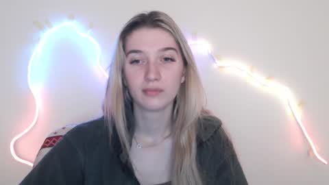 honeyveil online show from 06-16-26, 12:08