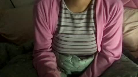 honeyyy89 online show from 06-15-26, 08:49