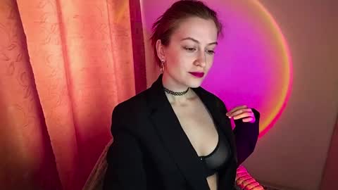 honeyy_bun online show from 05-12-26, 07:27